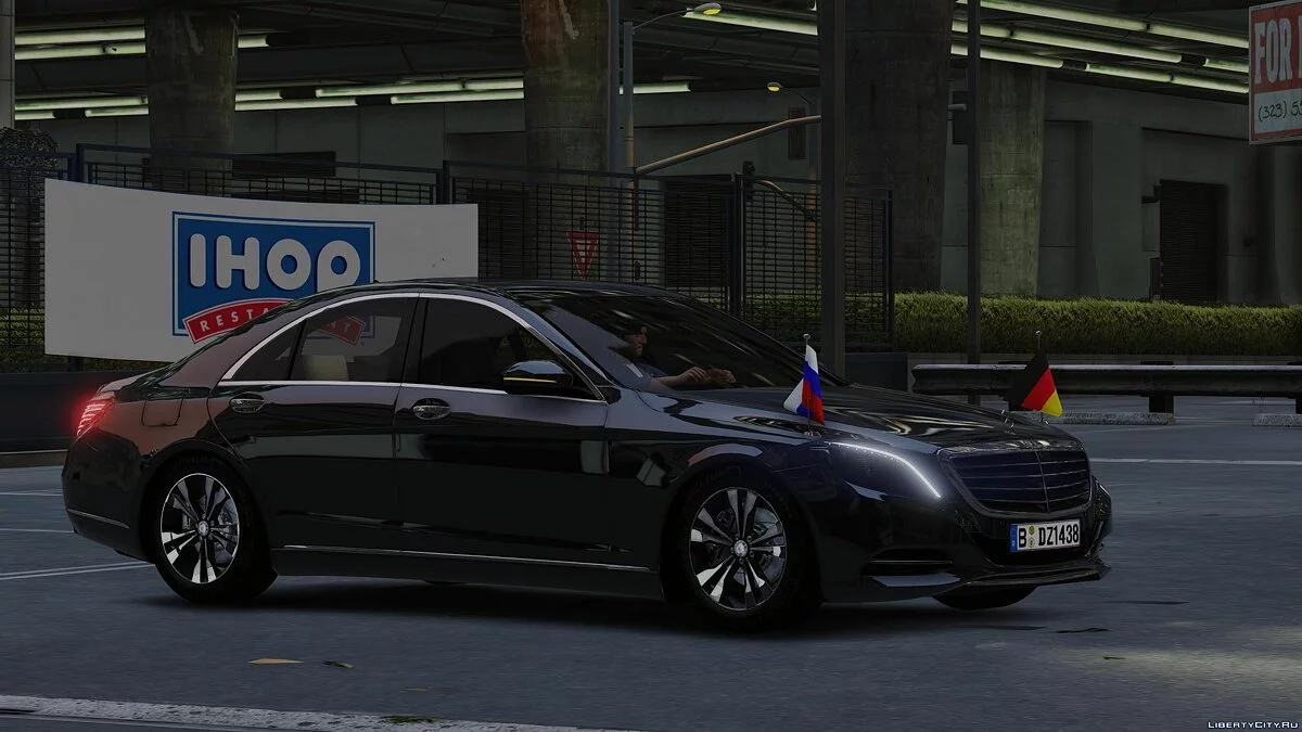 Mercedes-Benz S500 Skylight Edition 1.0 / GTA 5