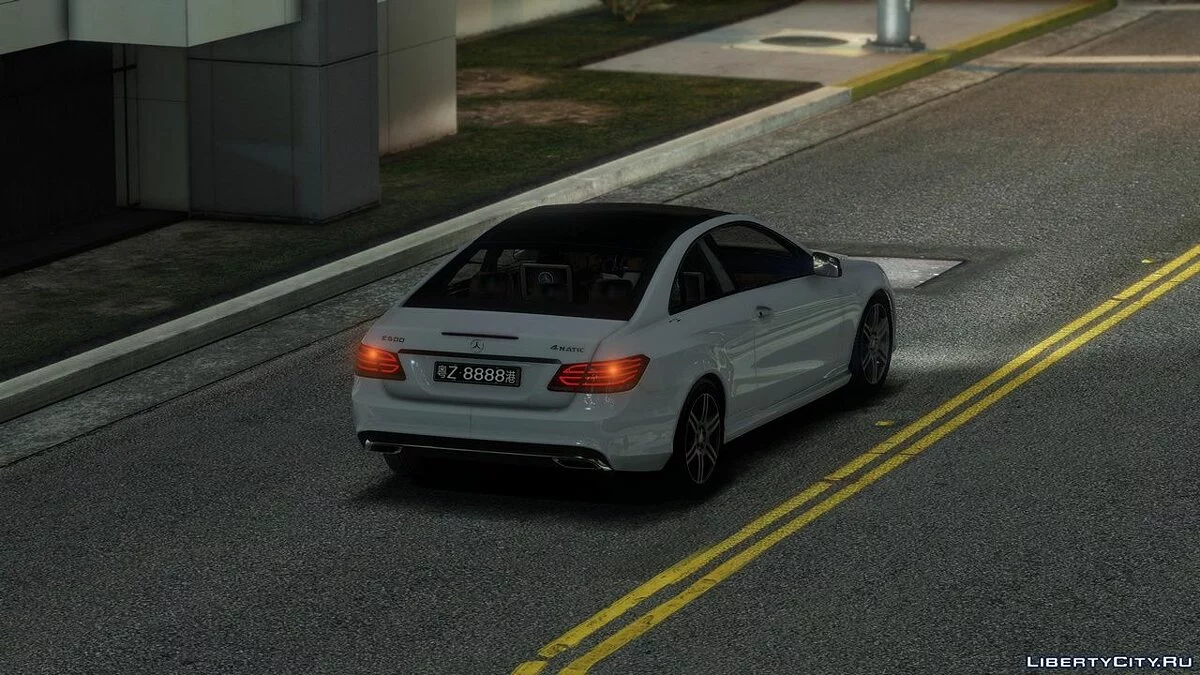 Mercedes-Benz E500 Coupe 2016 года / GTA 5
