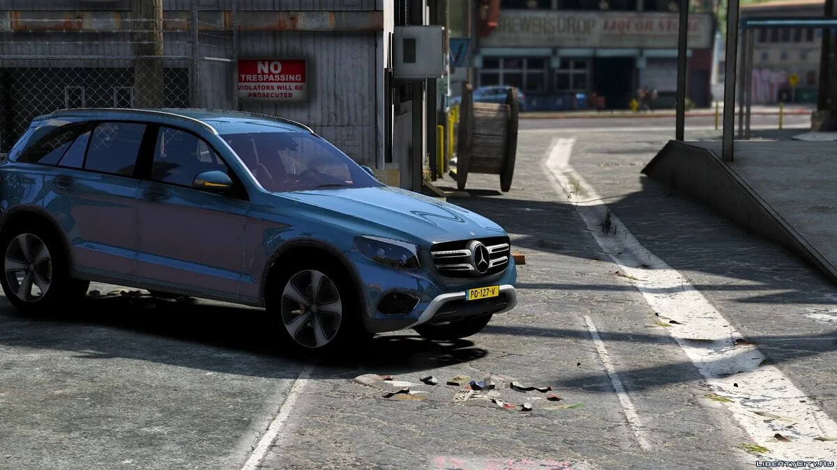 Mercedes GLC [REPLACE] [EU plates | US plates | No plates] 1.1 / GTA 5