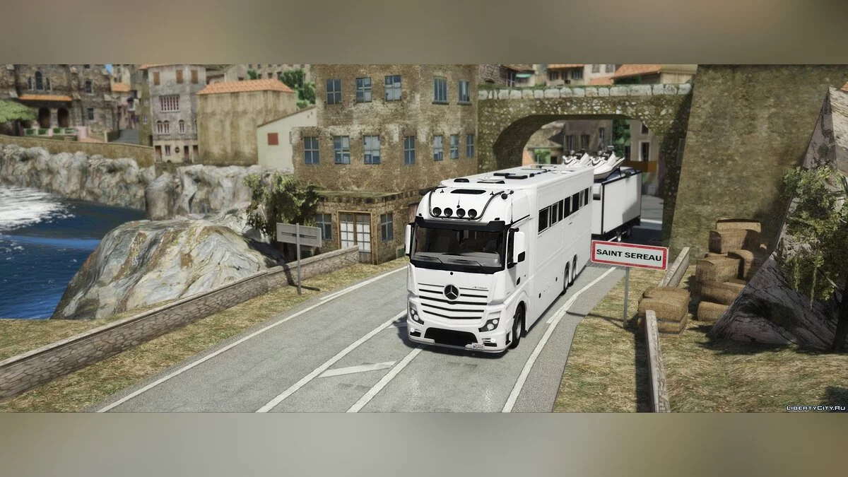 Mercedes Actros Motorhome  / GTA 5