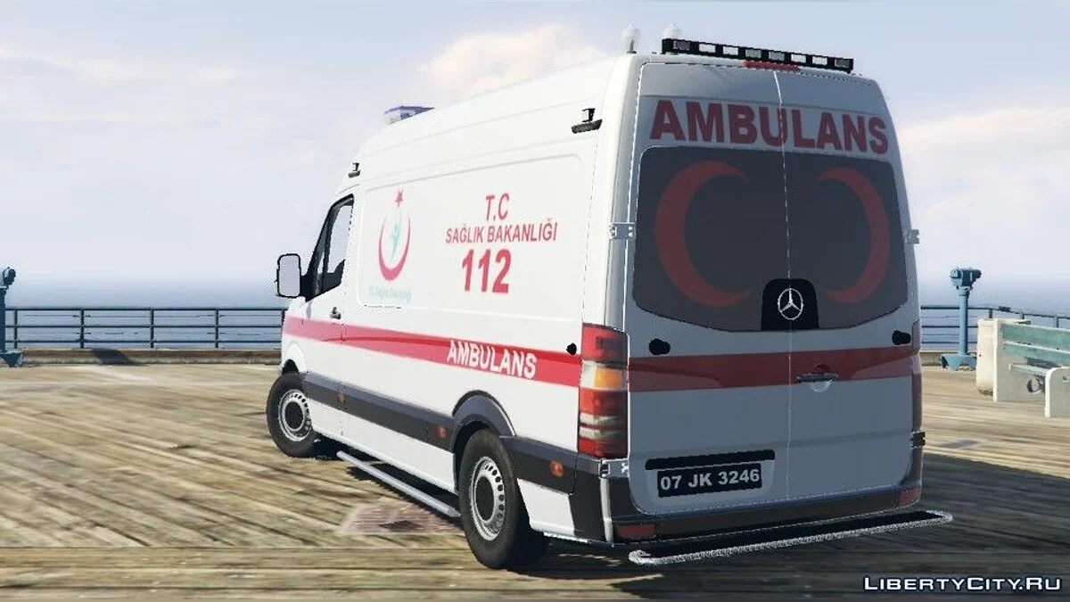 Mercedes-Benz Sprinter - турецкая скорая помощь / GTA 5