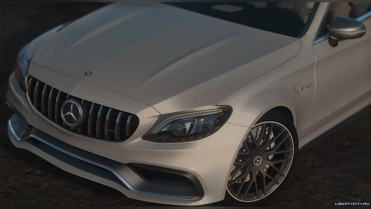 Mercedes-Benz C63 AMG 2019 v1.3.1 / GTA 5