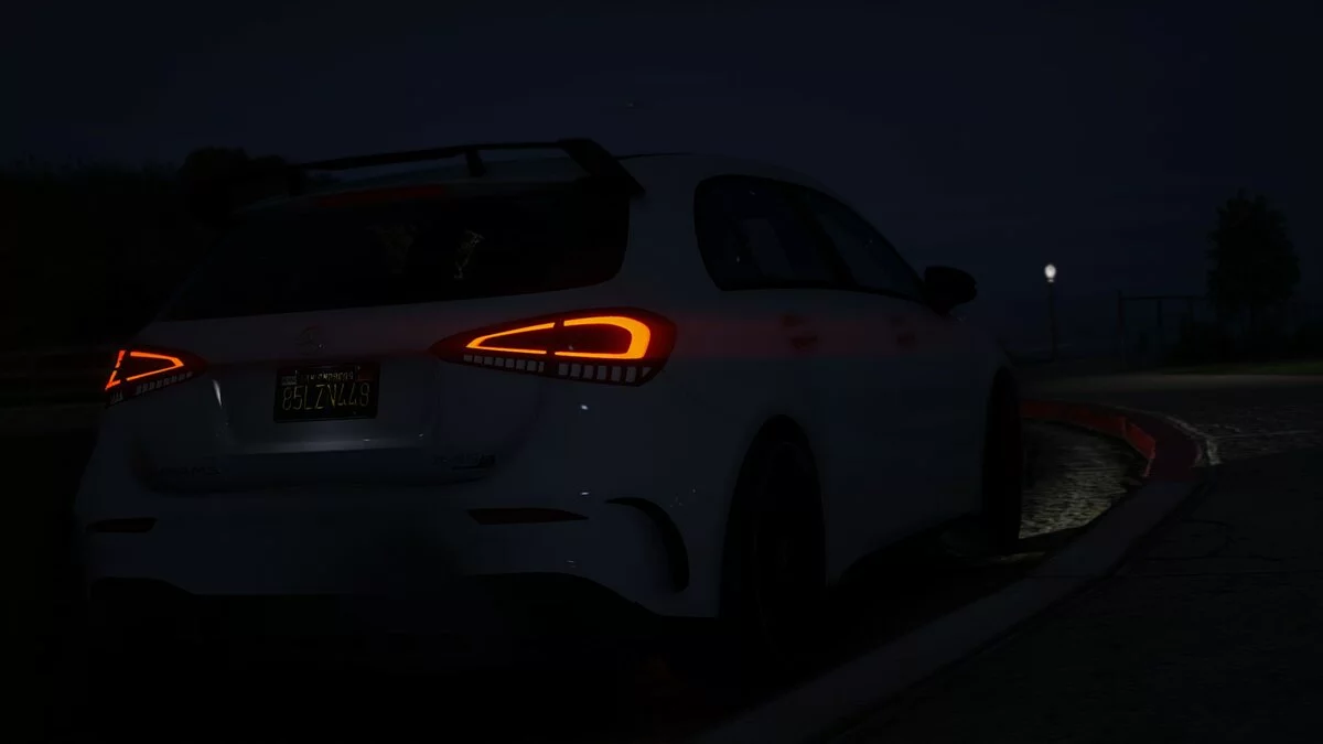 2021 Mercedes Benz A45 AMG v1.2 / GTA 5