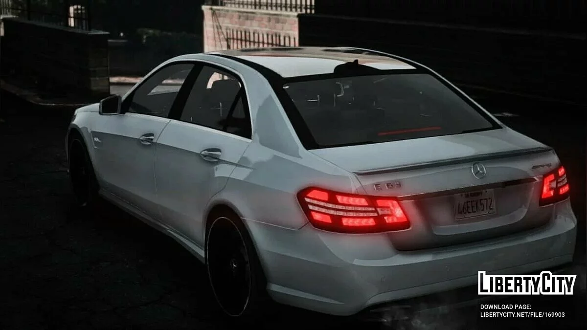 Mercedes Benz E63 AMG 2011 v1.0 / GTA 5