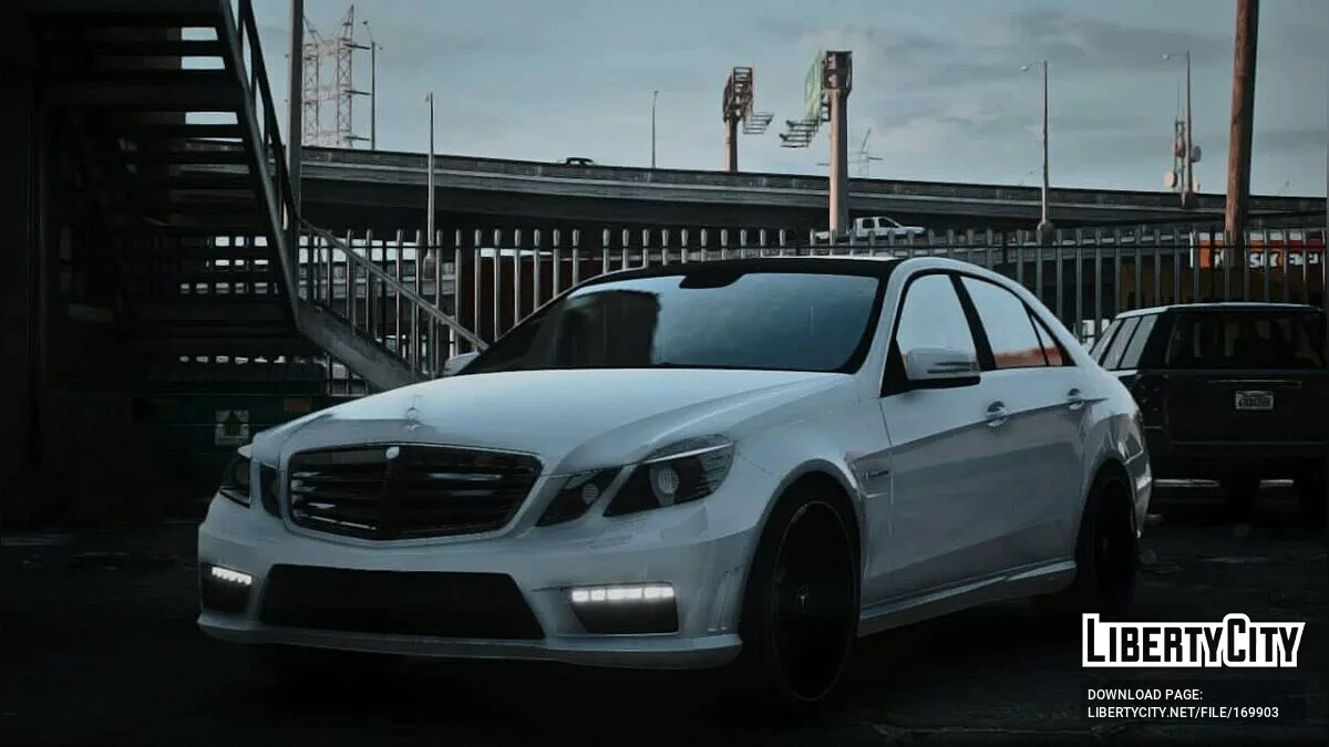 Mercedes Benz E63 AMG 2011 v1.0 / GTA 5