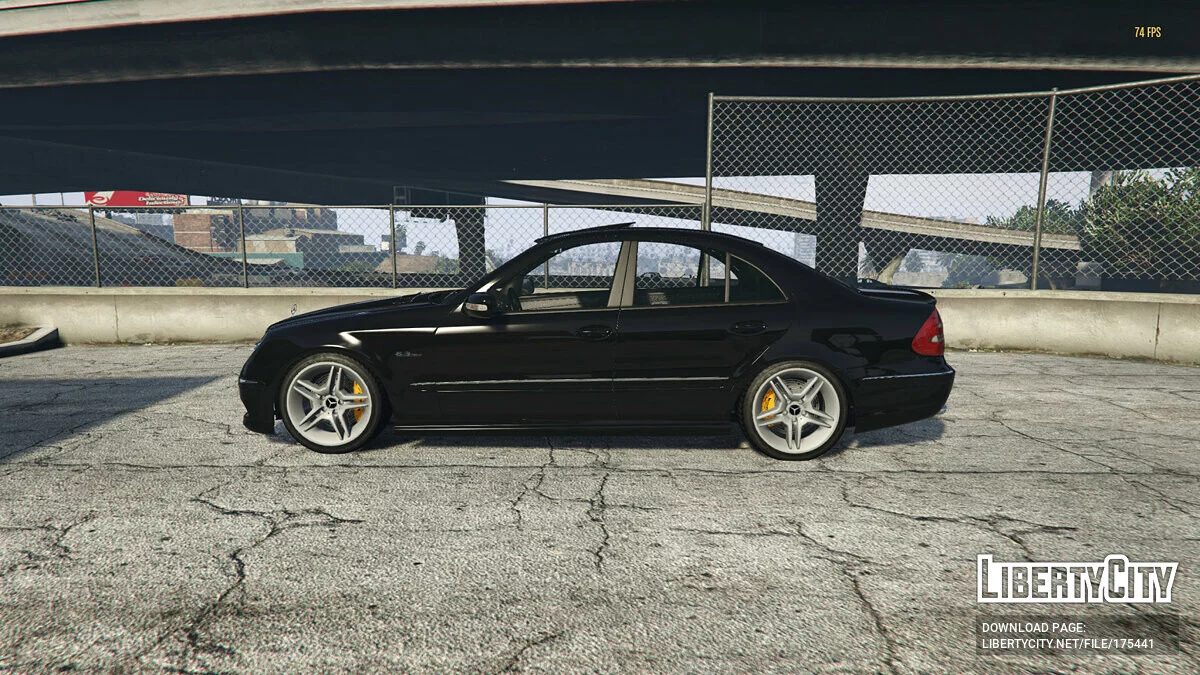 Mercedes-Benz W211 E63 AMG / GTA 5