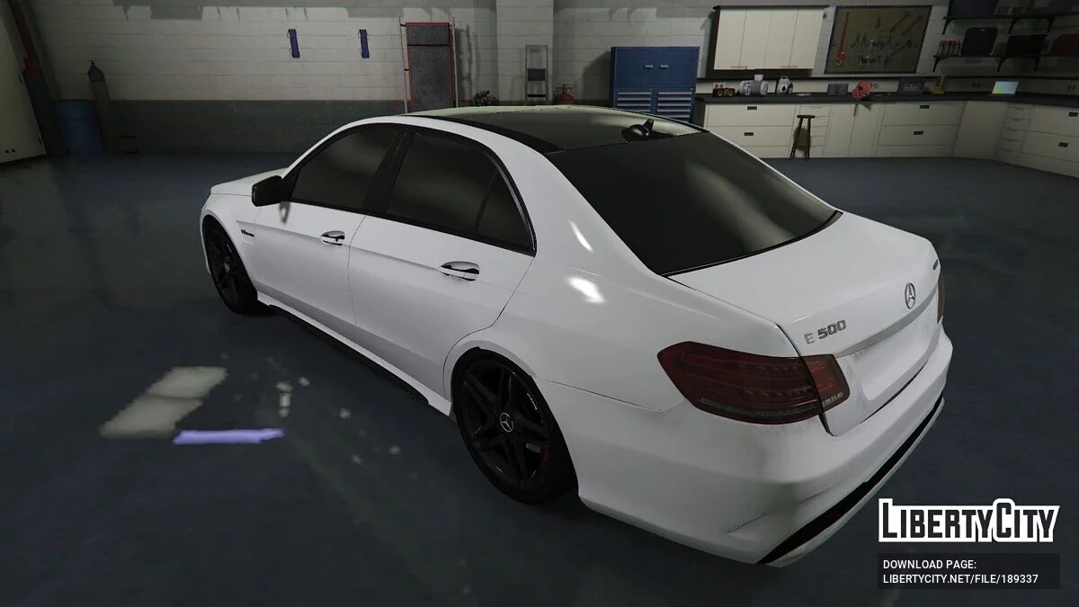 Mercedes-Benz E500 W212 AMG / GTA 5