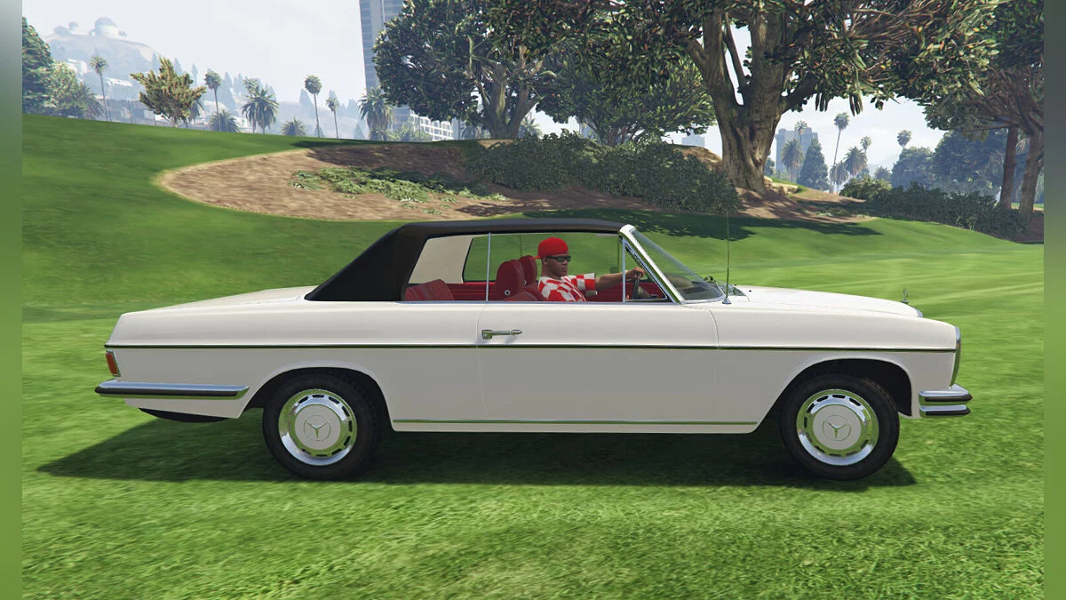 Mercedes-Benz W114 Cabrio v1.0 / GTA 5