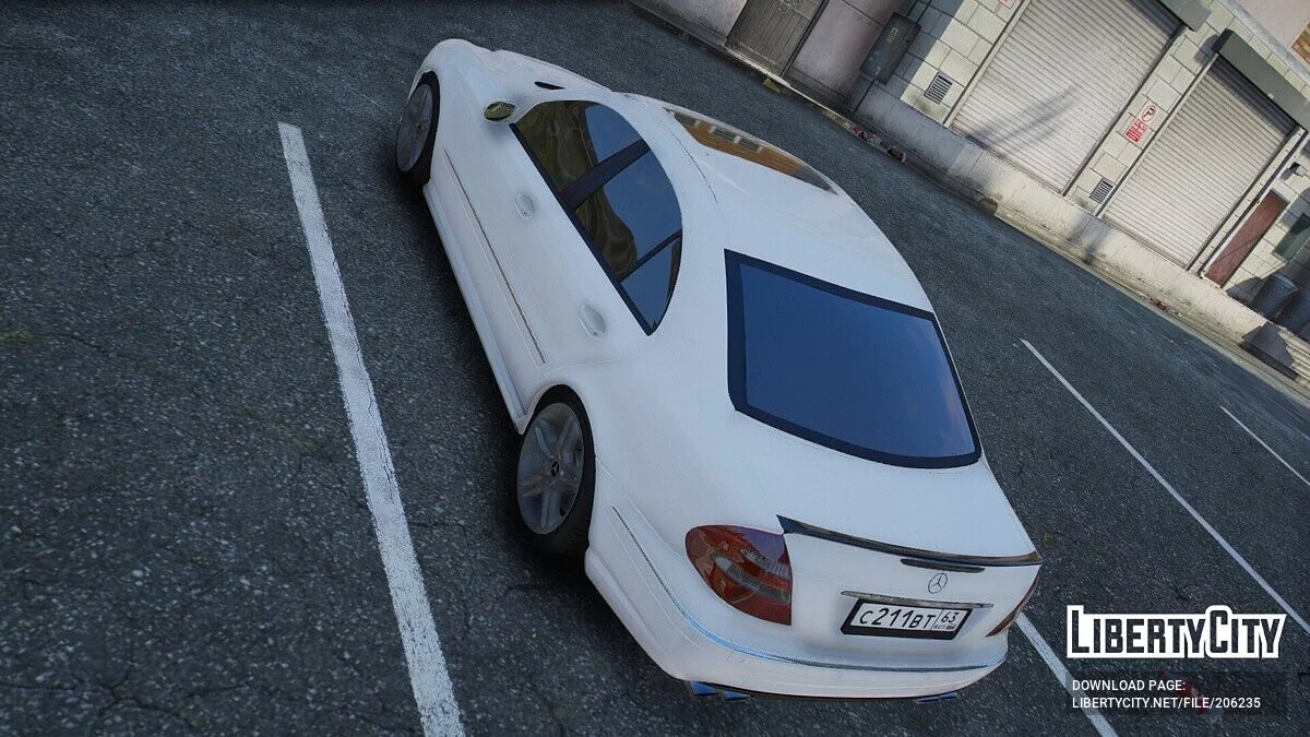 Mercedes-Benz E55 AMG (W211) / GTA 5