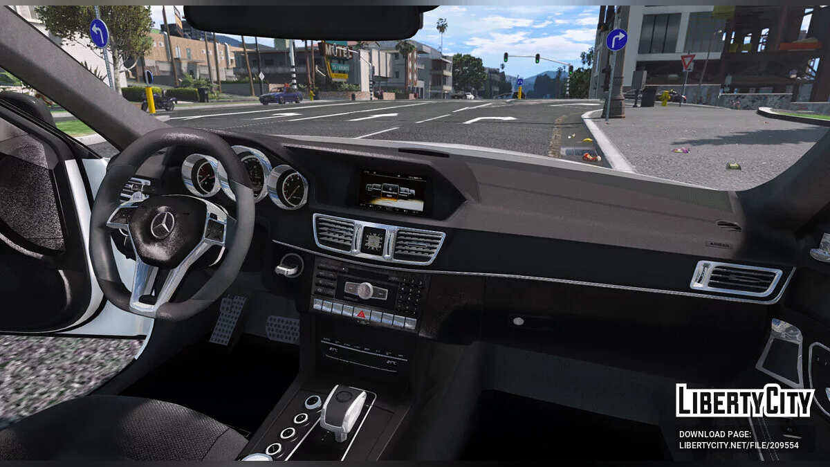 Mercedes-Benz E63 AMG / GTA 5