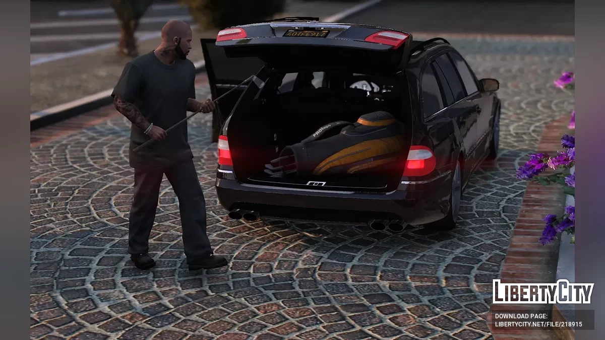 Mercedes-Benz E55 AMG Estate (S211) v1.0 / GTA 5