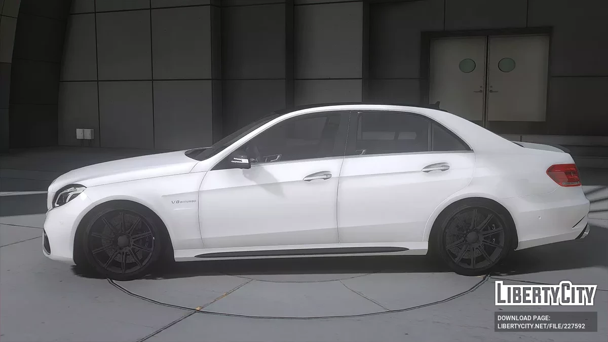 Mercedes-Benz E63s AMG / GTA 5