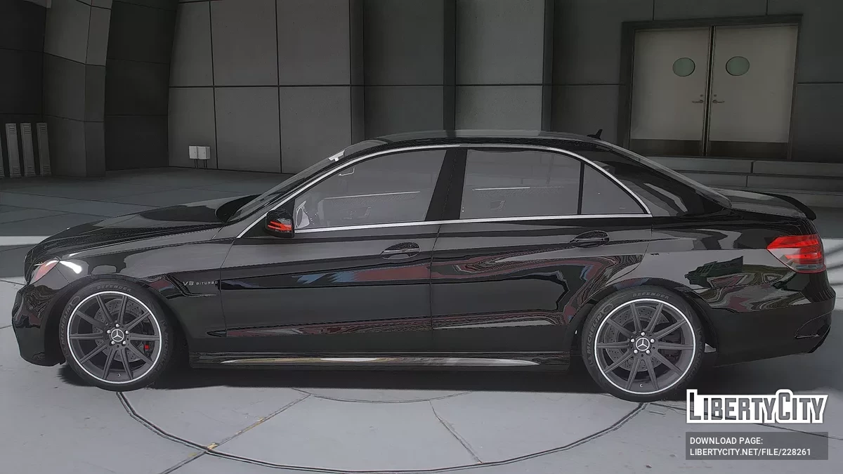 Mercedes-Benz E63 AMG / GTA 5