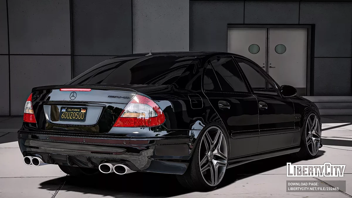 Mercedes-Benz E63 AMG W211 2008 / GTA 5