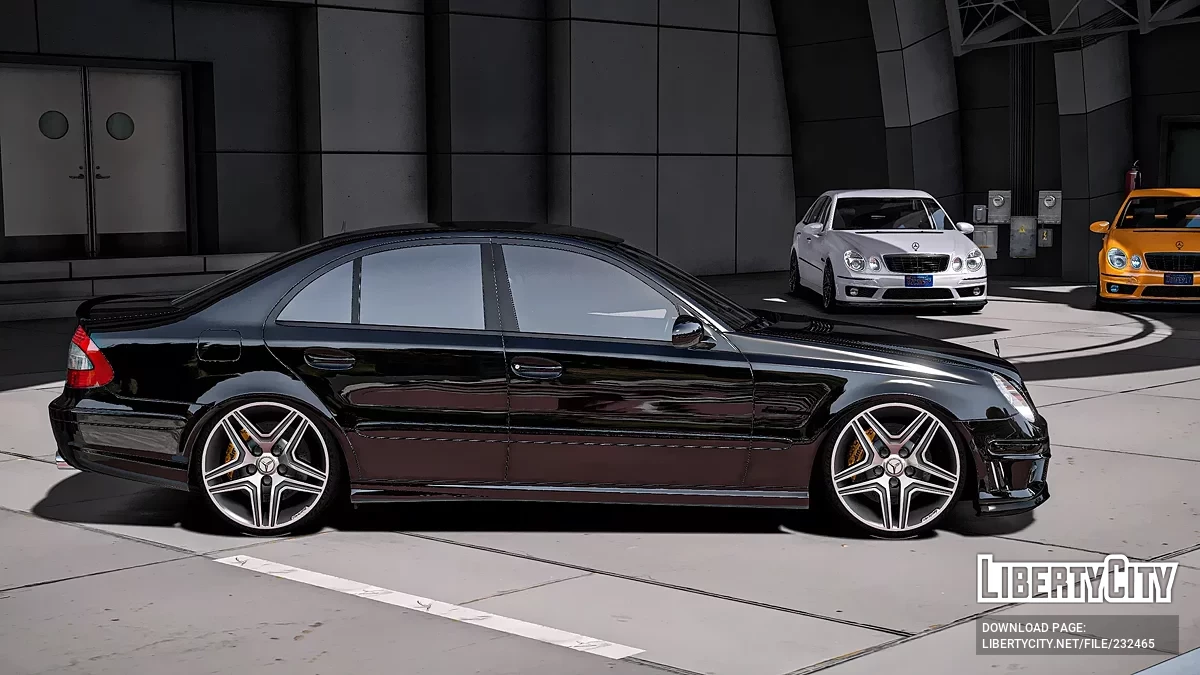 Mercedes-Benz E63 AMG W211 2008 / GTA 5