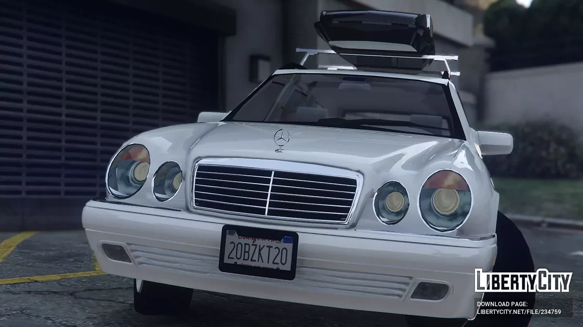 Mercedes-Benz E320 T S210 v1.0 / GTA 5
