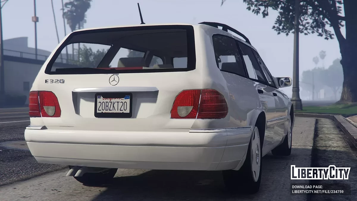 Mercedes-Benz E320 T S210 v1.0 / GTA 5
