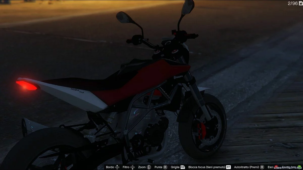 Husqvarna Nuda 900 / GTA 5