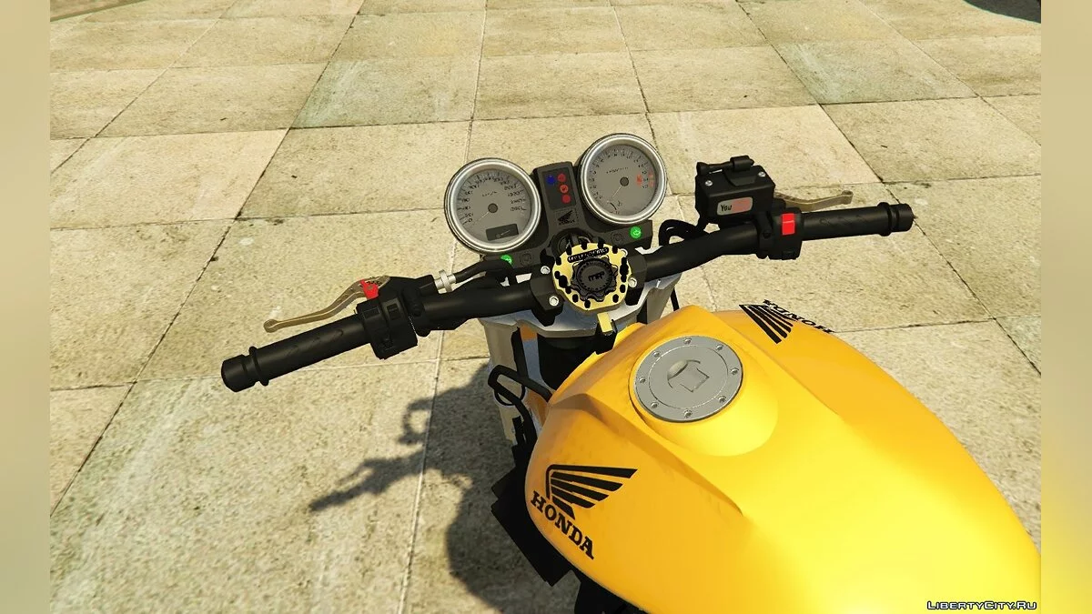 HONDA HORNET CARBURADA [Replace | Tuning | [ FIVE M ] 1.0 / GTA 5