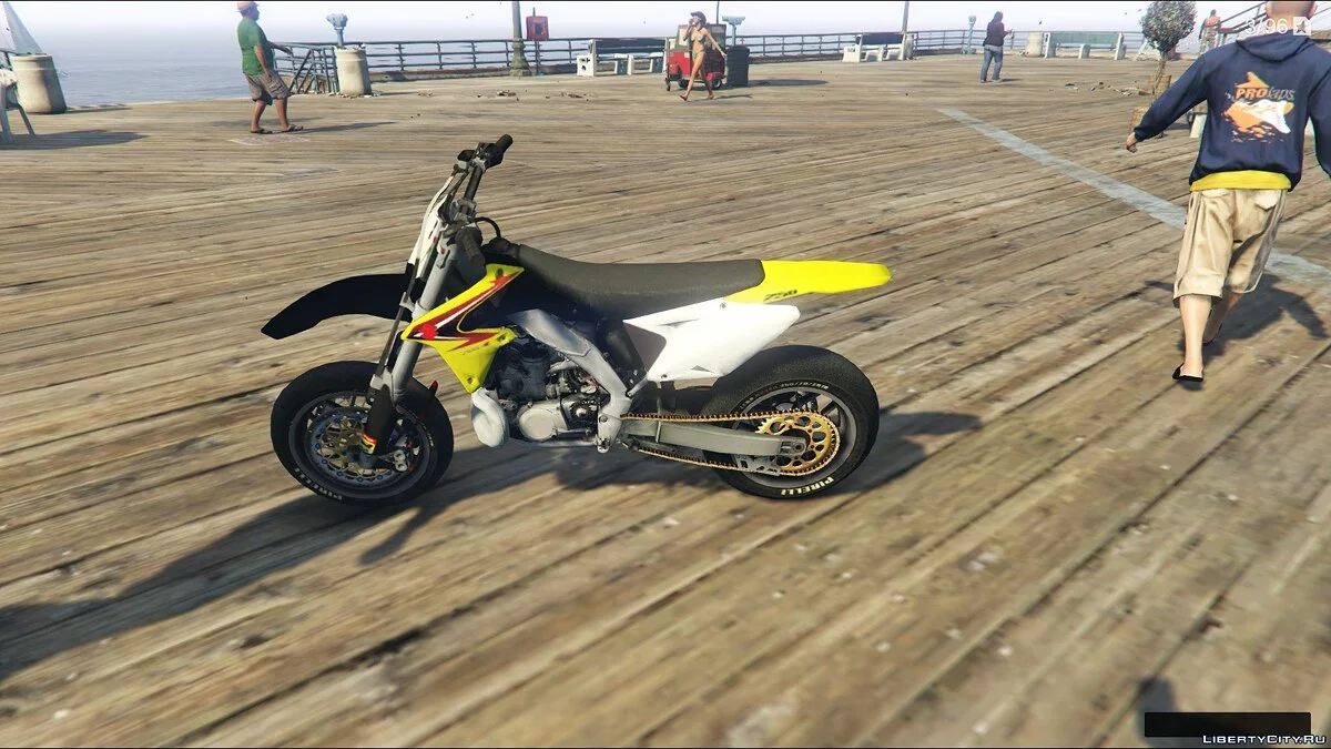 Suzuki RMZ 125 Supermotard / GTA 5
