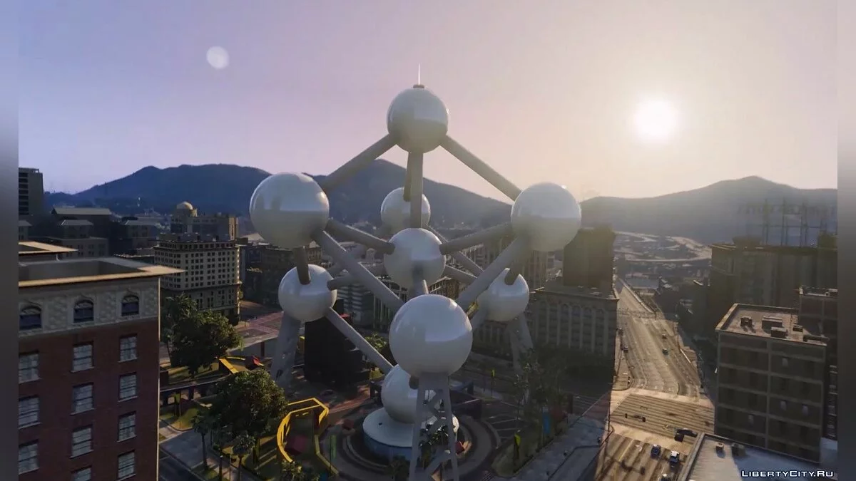 Custom Add-On Props (Eiffel Tower, London Eye, Atomium) 1.0 / GTA 5