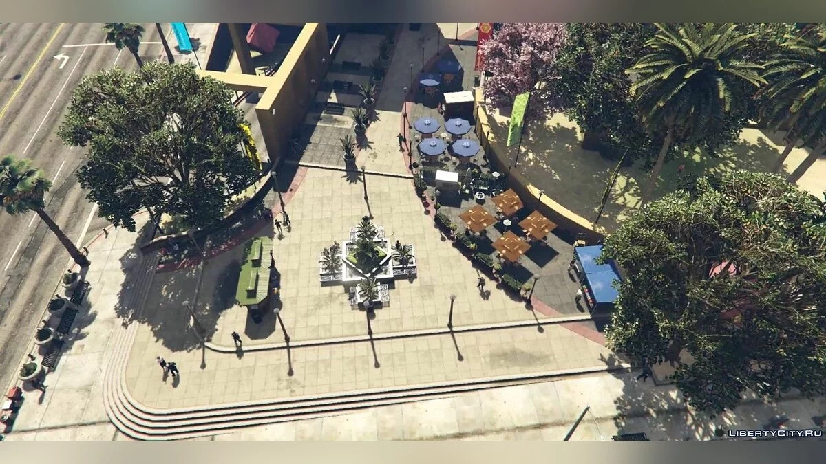 Улучшенная центральная площадь / GTA 5