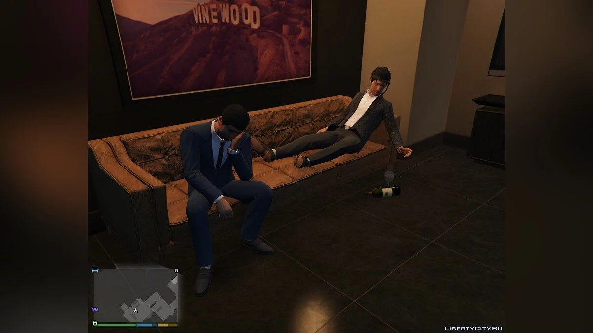 Посетители в казино Diamond  / GTA 5