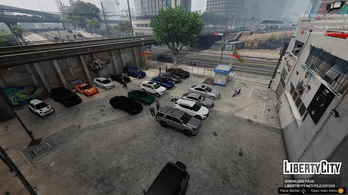 Автосалон в центре города v1.0 / GTA 5