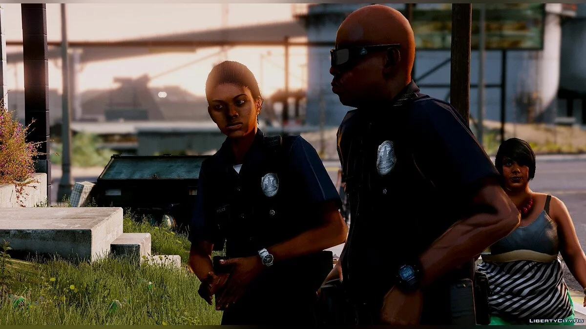 True Vanilla Female LSPD Cops 1.0 / GTA 5