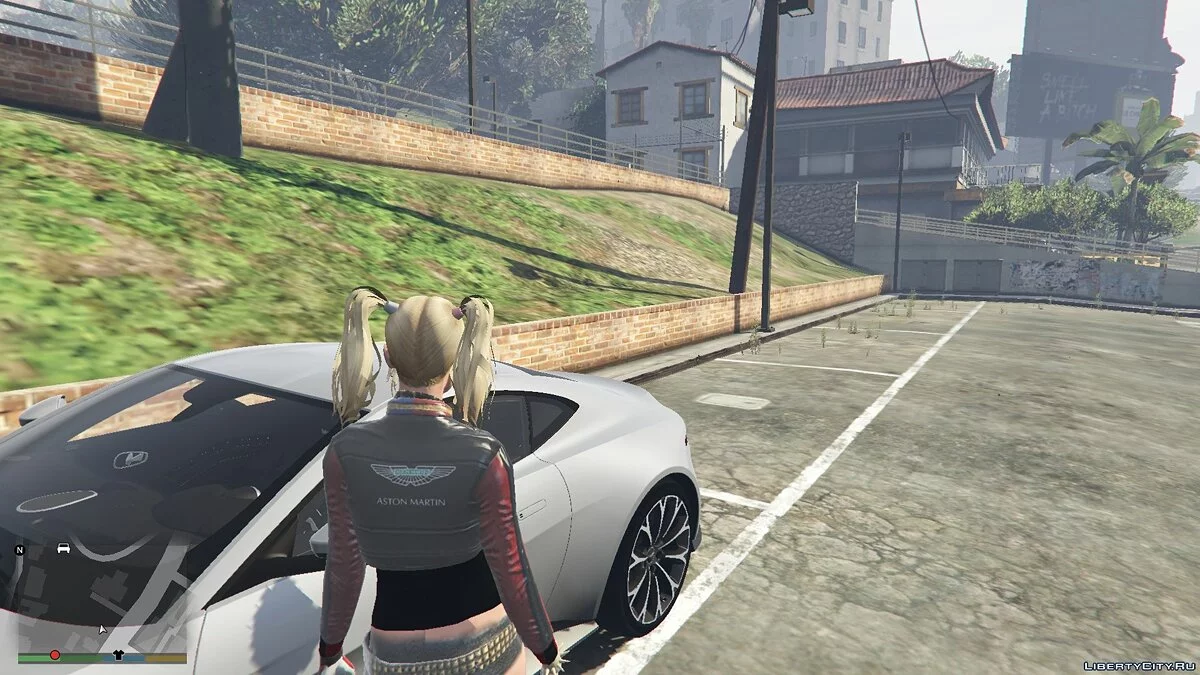 Aston Martin Outfit with leather hot-pants for Harley Quinn 1.0 / GTA 5