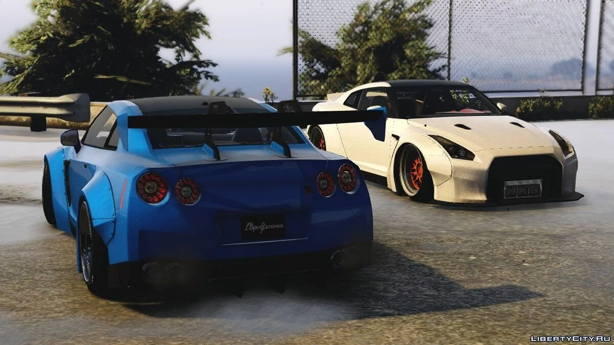 Nissan GTR35 Libertywalk [Replace] 0.1 / GTA 5