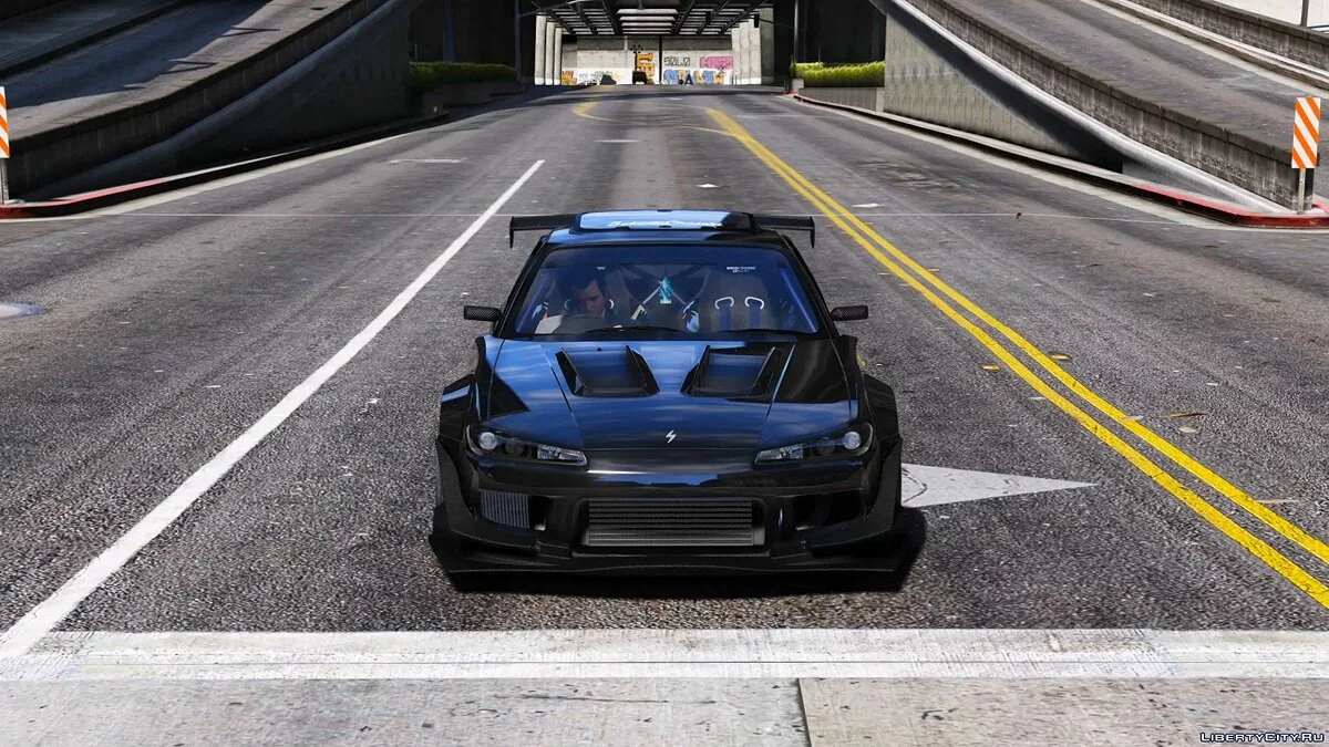 Nissan Silvia S15 Garage Mak [Addon/Replace] 2.0 / GTA 5