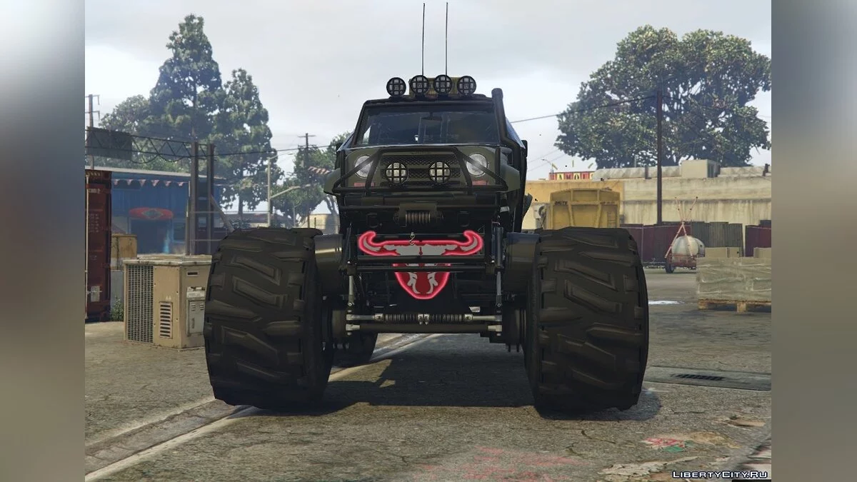 Monster Momo [Menyoo] 1.1 / GTA 5