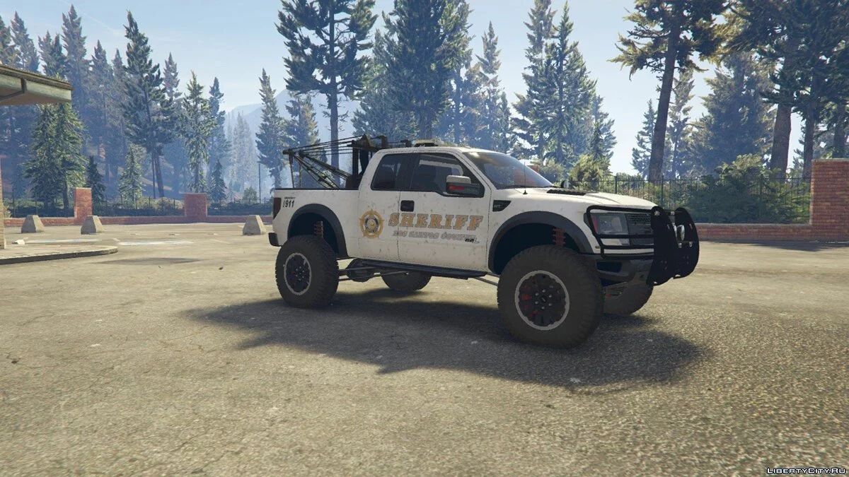 Police Raptor Lifted Towtruck 0.2 / GTA 5