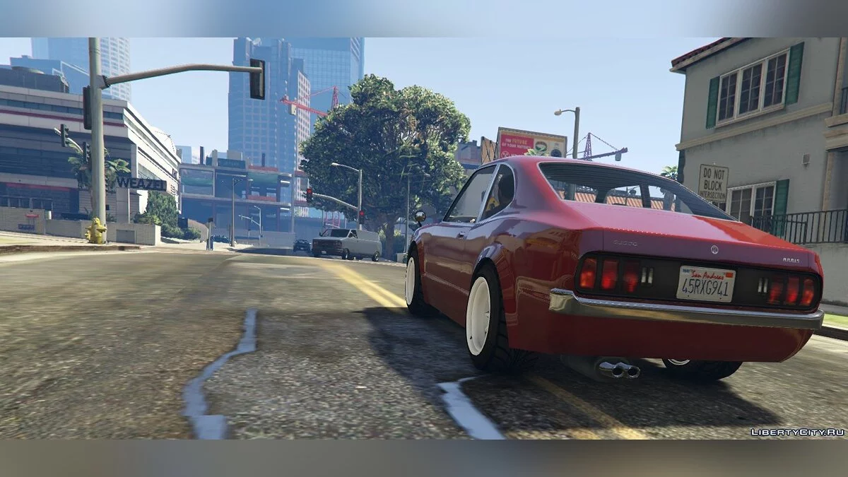 Civilian Annis Savestra [Replace] 1.0 / GTA 5