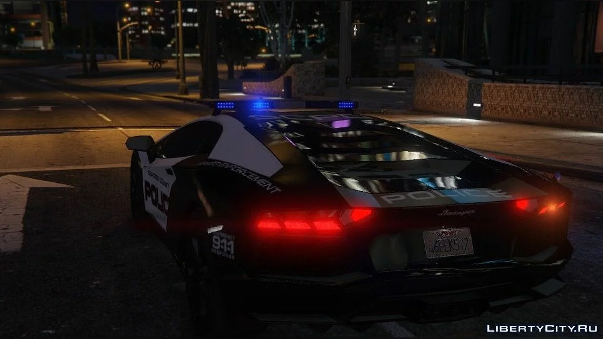 Need For Speed Hot Pursuit - Lamborghini Aventador Police / GTA 5