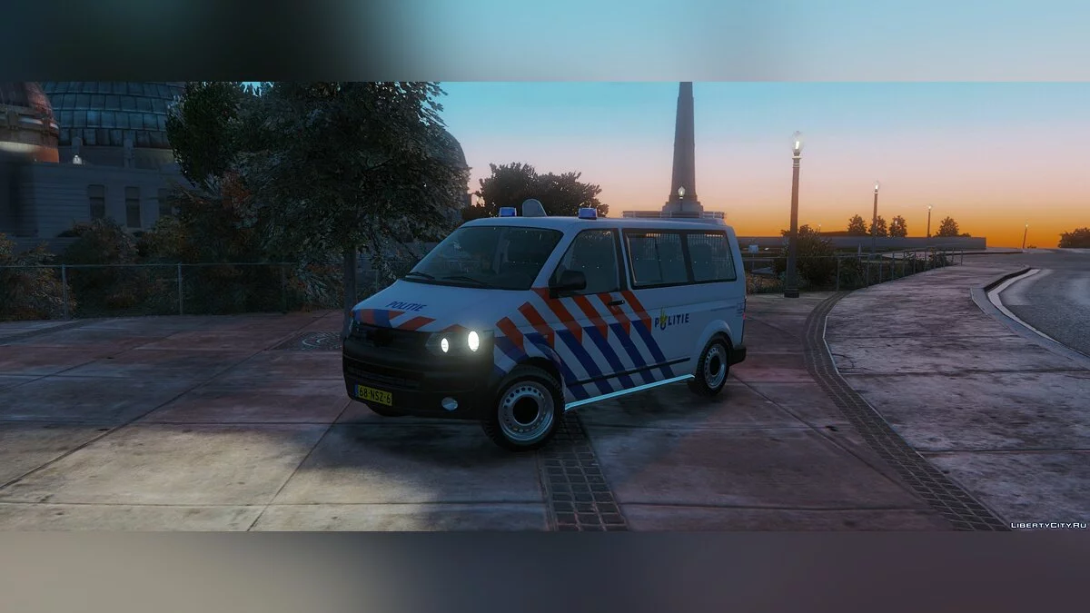 Volkswagen T5 Dutch Police [ELS] 0.1 [BETA] / GTA 5