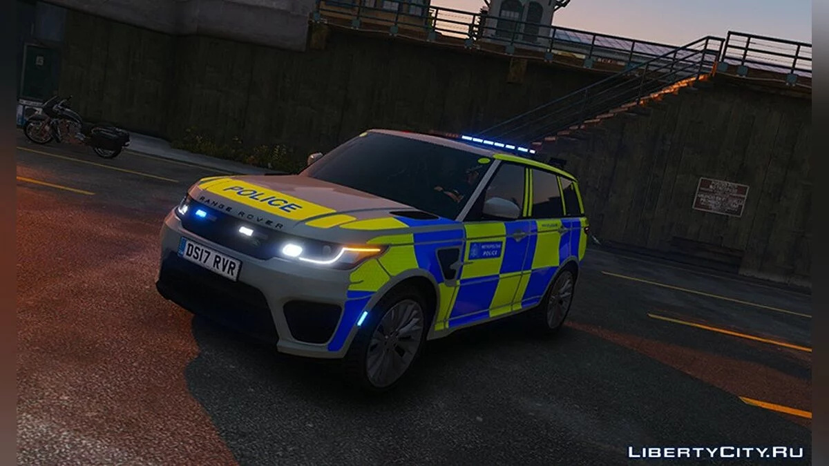Metropolitan Police Range Rover SVR Armed Response Vehicle 1.0 / GTA 5