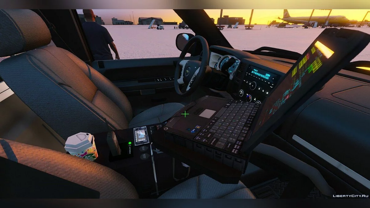 Undercover Chevy Silverado [ELS] [tow hitch] 1.00 / GTA 5