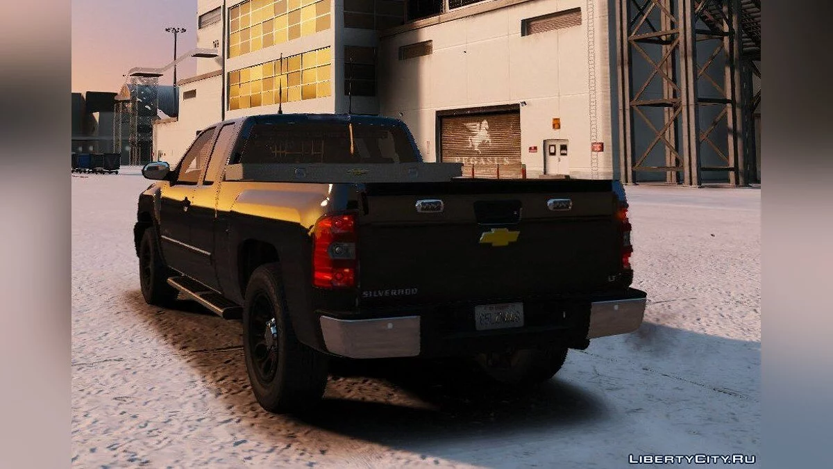 Undercover Chevy Silverado [ELS] [tow hitch] 1.00 / GTA 5
