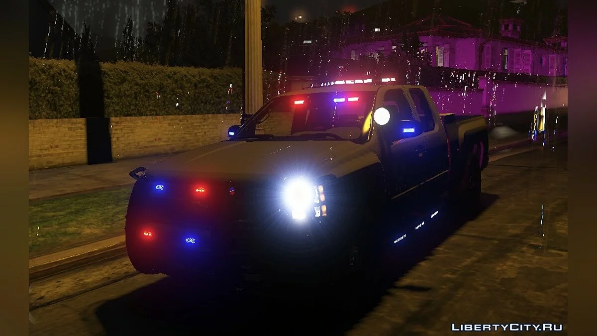 Chevy Silverado LT Ext Cab Police Pickup Xmas Version / GTA 5