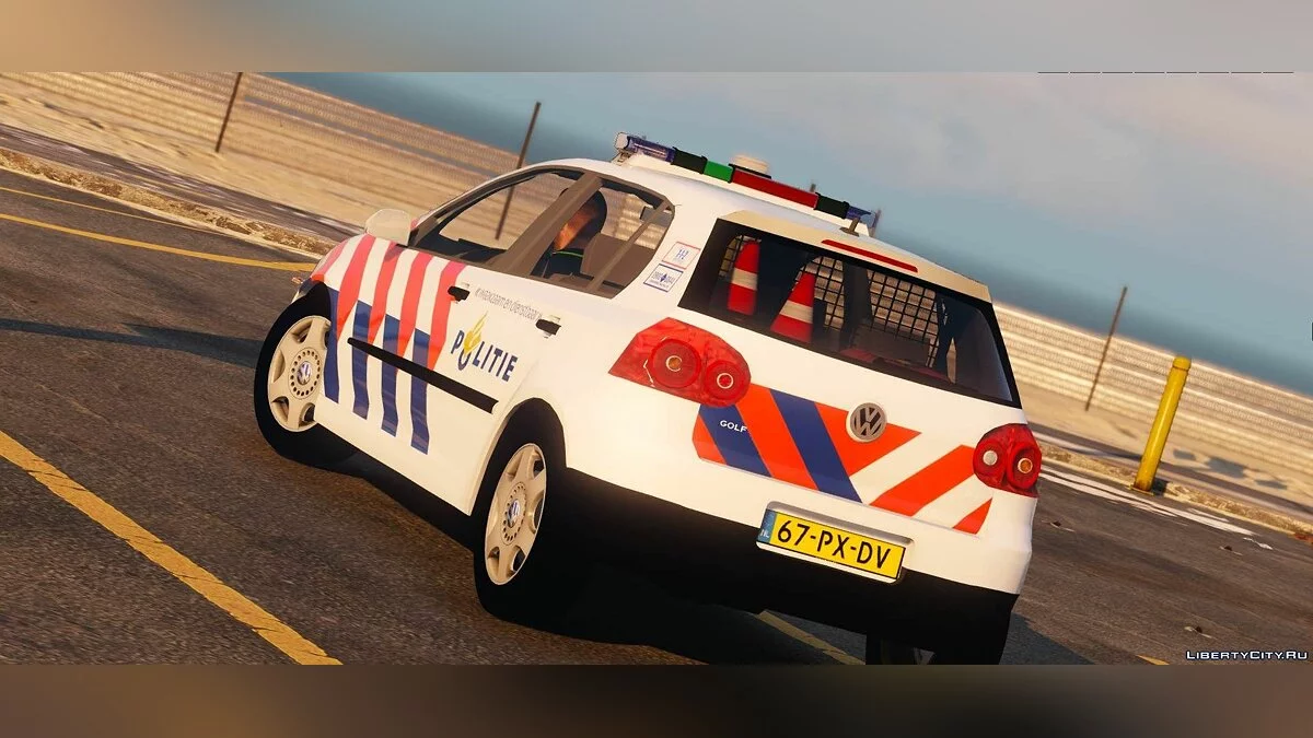 Volkswagen Golf V politie / GTA 5