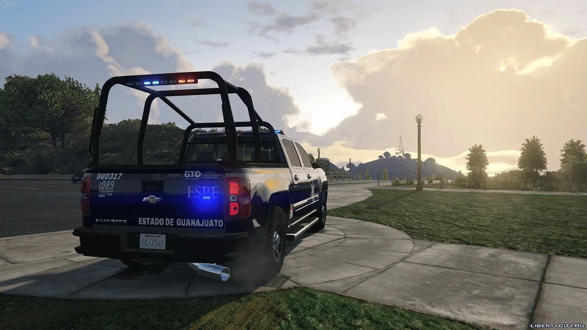 2017 Chevrolet Silverado - Испанская полиция / GTA 5
