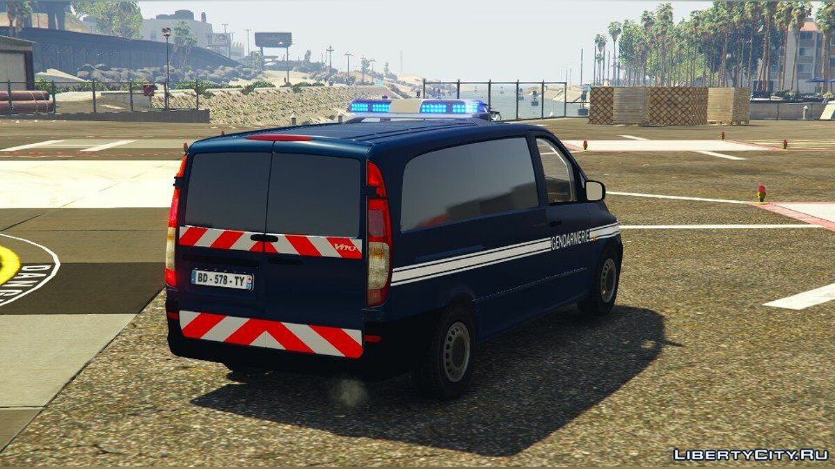 Mercedes Vito Gendarmerie Realiste для GTA 5 - Картинка #3