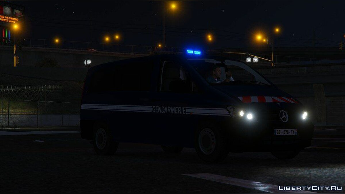 Mercedes Vito Gendarmerie Realiste для GTA 5 - Картинка #4