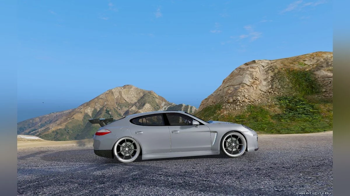 2010 Porsche Panamera Turbo / GTA 5