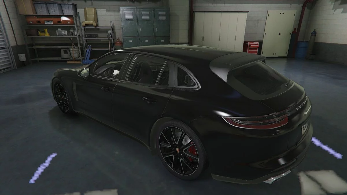 Porsche Panamera Turbo S / GTA 5