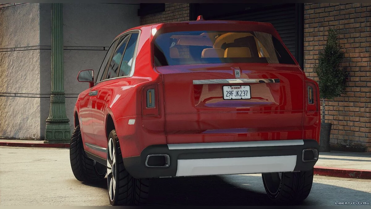 Rolls Royce Cullinan v2.0 / GTA 5