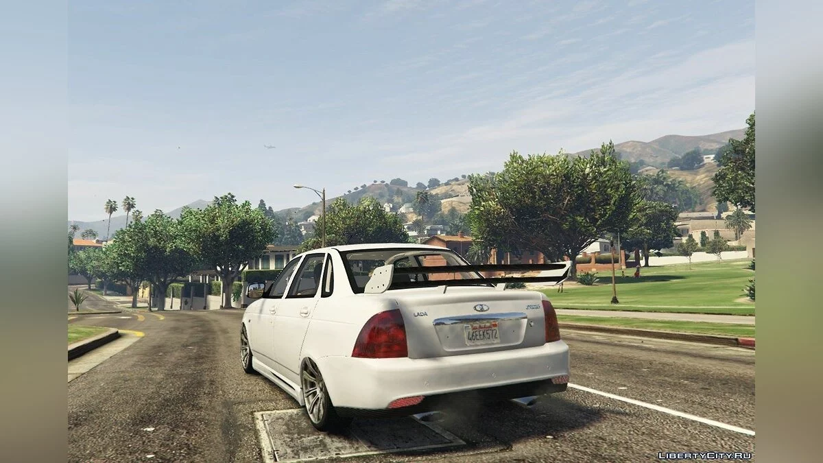 Lada Priora v2.3 / GTA 5