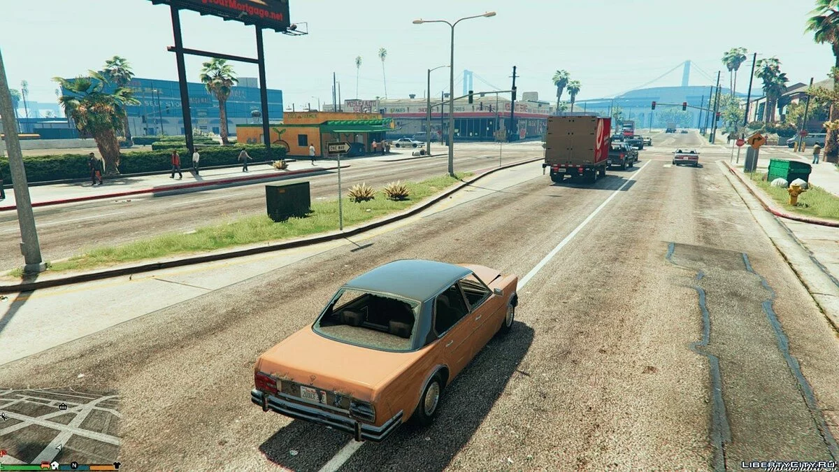 More pedestrians and traffic 1 / GTA 5